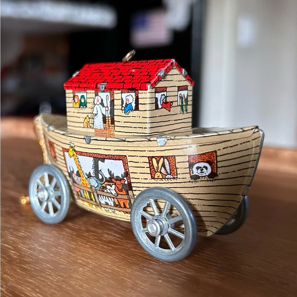 Vintage Hallmark Noah's Ark Collectible Metal Ornament 1988